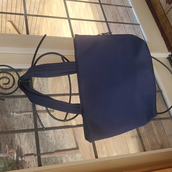 Stella & Dot Elegant Navy and Pink/Purple Bow Big Zippered Many Pockets Tote Bag - Picture 4 of 10